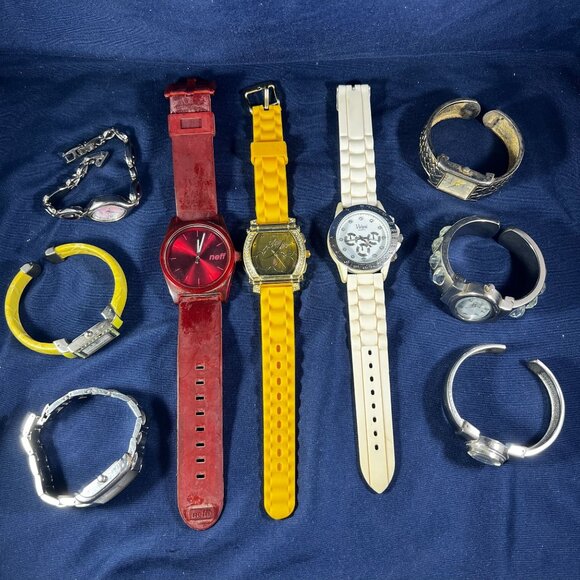 Lot Of Assorted Watches For Parts - Picture 2 of 4